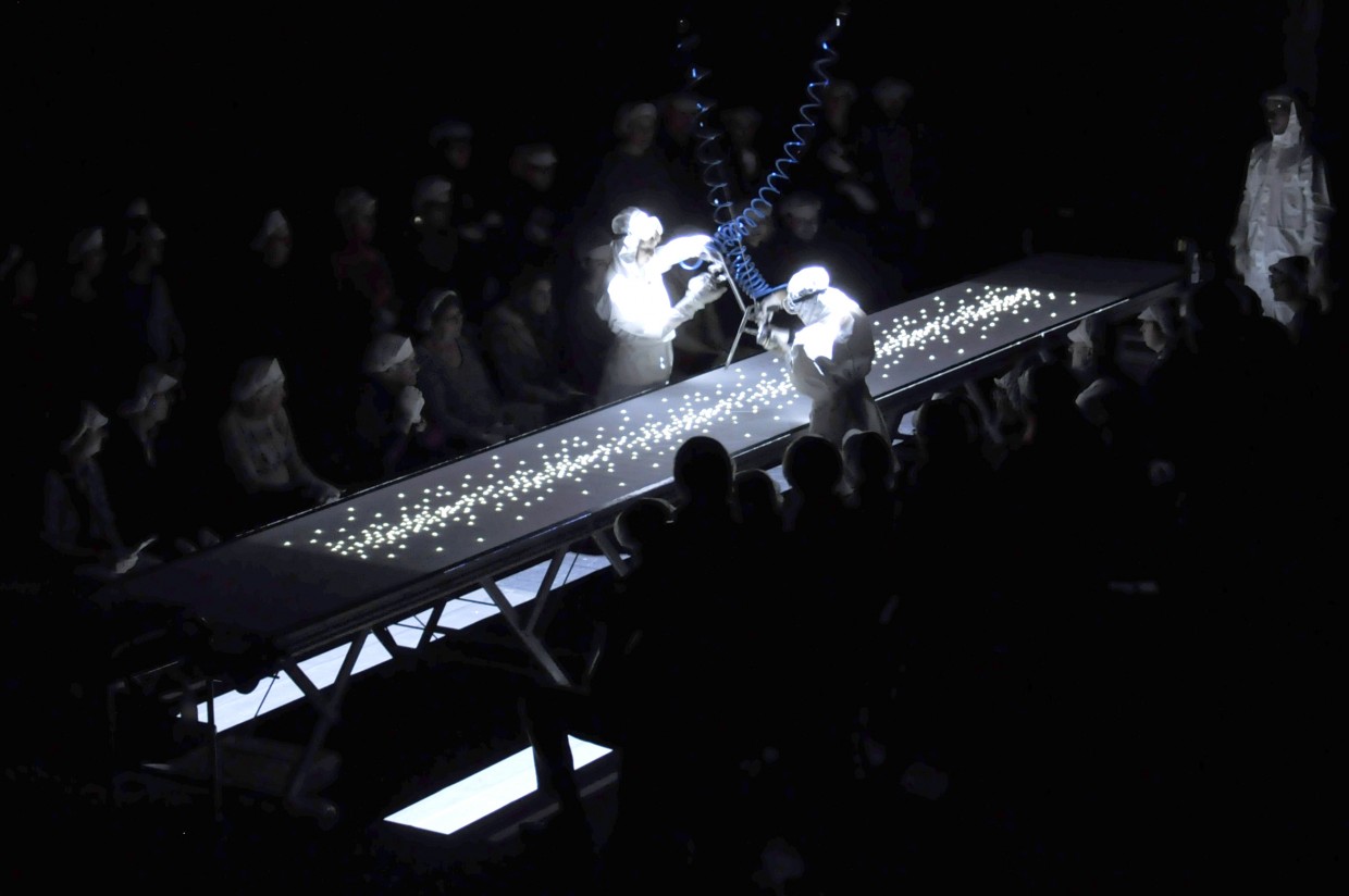 design culinaire - julie Rothhahn - food design - installation culinaire - performance culinaire