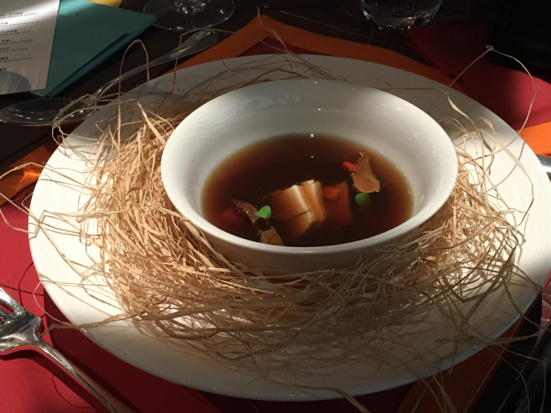 design culinaire - julie Rothhahn - food design - installation culinaire - performance culinaire